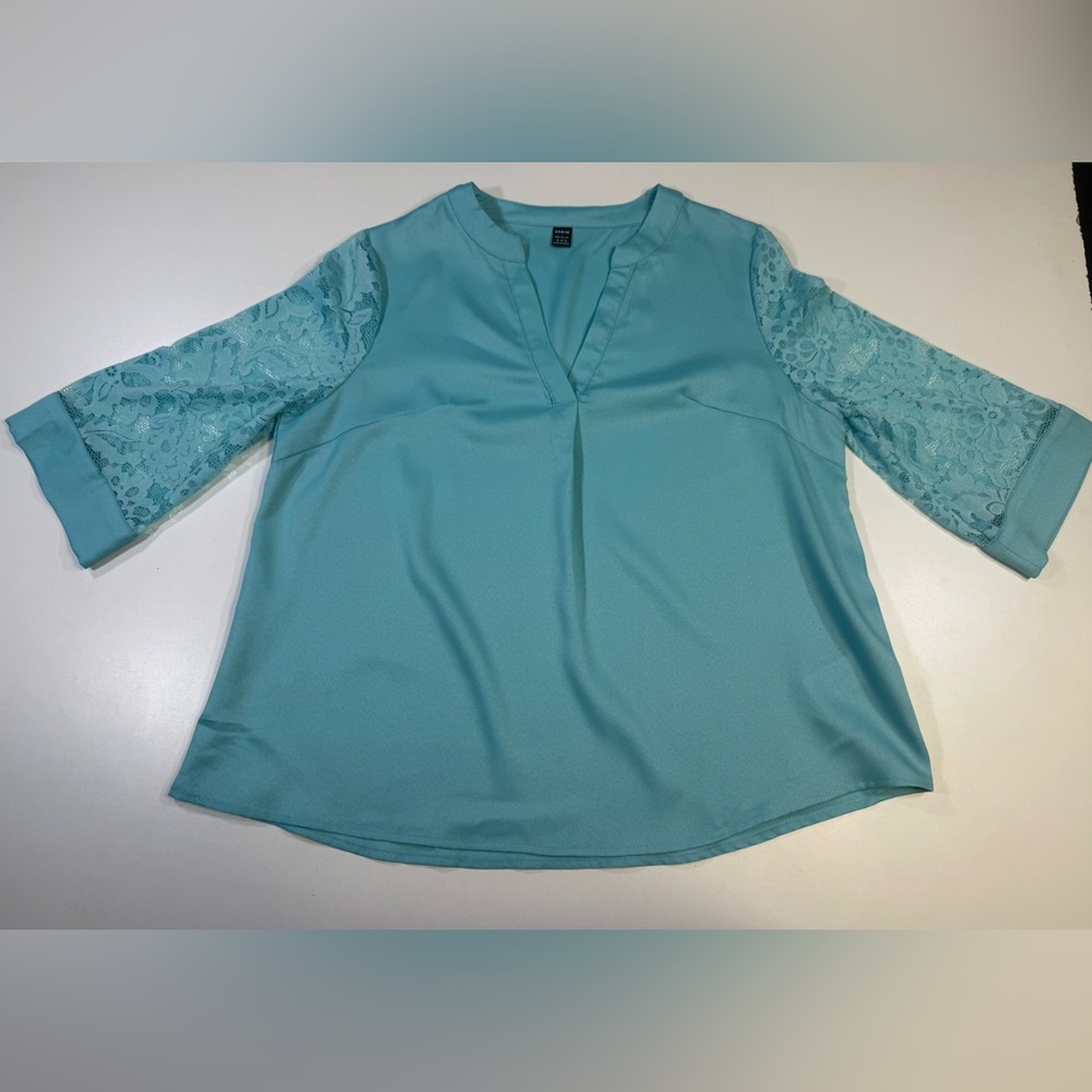 SHEIN Aqua Lace Accent Blouse